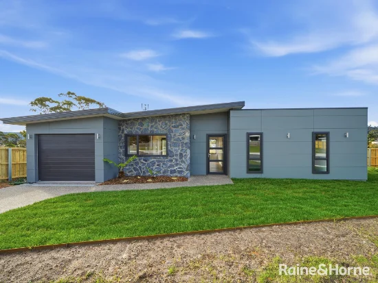 5 Drake Court, Triabunna, Tas 7190