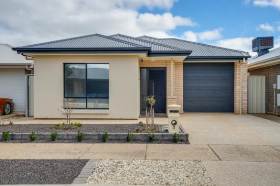 5 Drupe Street, Munno Para West, SA 5115