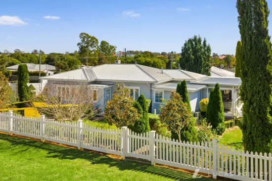 5 Dunne Street, Harristown, Qld 4350
