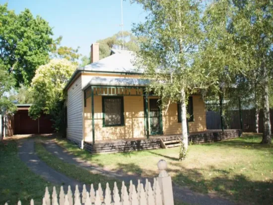 5 Edward Street, Maffra, Vic 3860