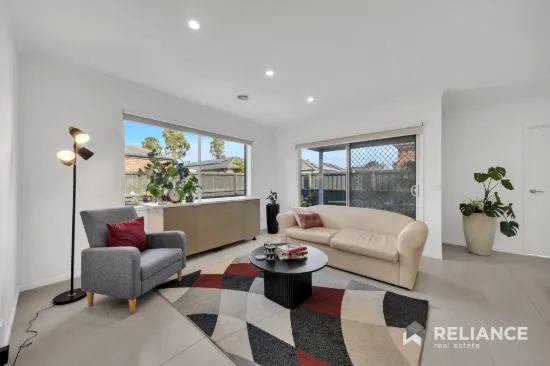 5 Edwin Close, Manor Lakes, Vic 3024-Image