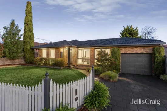 5 Eskdale Drive, Croydon Hills, Vic 3136