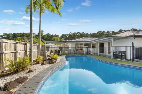 5 Esperance Close, Elanora, Qld 4221