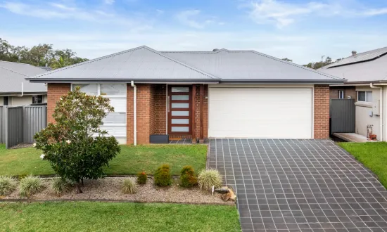 5 Fairmont Boulevard, Hamlyn Terrace, NSW 2259