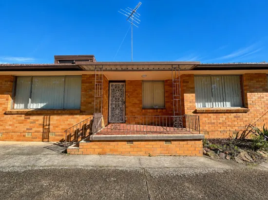 5 Fitzroy Crescent, Leumeah NSW 2560-Image