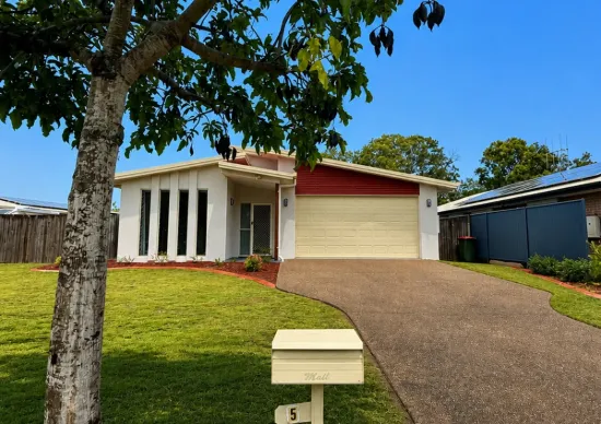 5 Fraser Waters Parade, Toogoom, Qld 4655