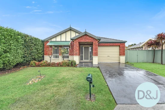 5 Gallop Close, Cranbourne East, Vic 3977