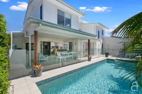 5 Girraween Street, Warana, Qld 4575