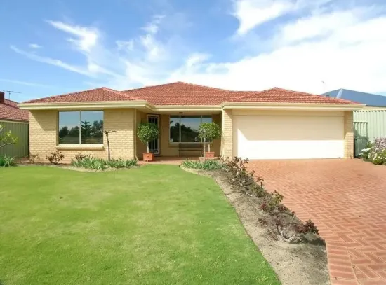 5 Glomach Circuit, Kinross, WA 6028