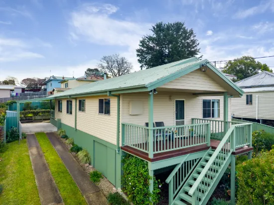5 Gordon Street, Bega, NSW 2550