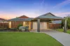 5 Gunsynd Drive, Dakabin, Qld 4503