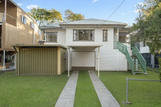 5 Hefferan Street, Fairfield, Qld 4103