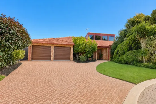 5 Herring Court, Sorrento, WA 6020