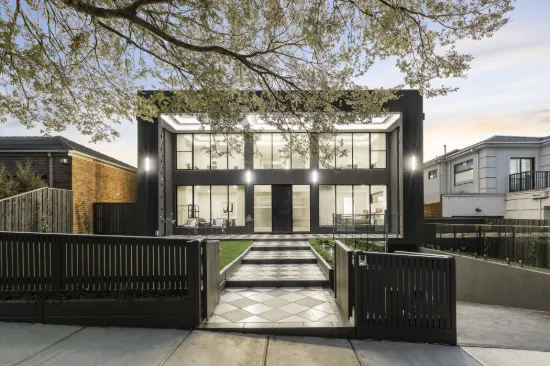 5 Hotham Court, Mont Albert, Vic 3127