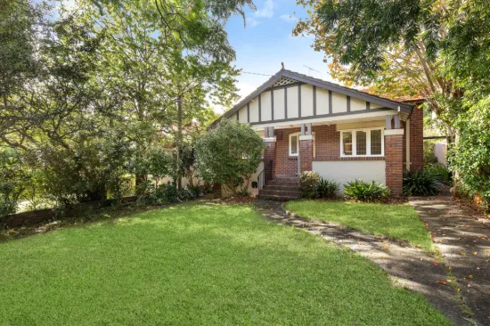 5 Illoura Avenue, Wahroonga, NSW 2076