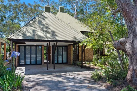 5 Illowra Lane, Hyams Beach, NSW 2540