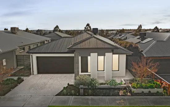 5 Irvine Rise, Werribee, Vic 3030