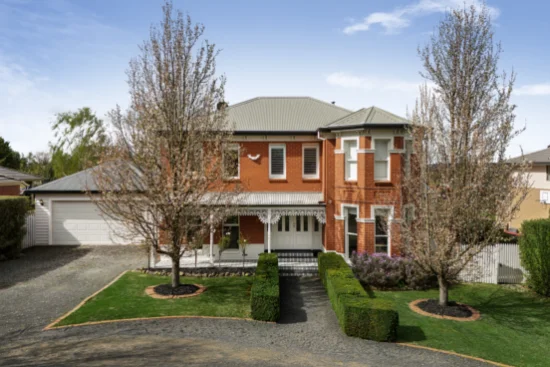 5 Jacksons Creek Way, Gisborne, Vic 3437