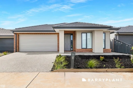 5 Jacobena Road, Melton South, Vic 3338