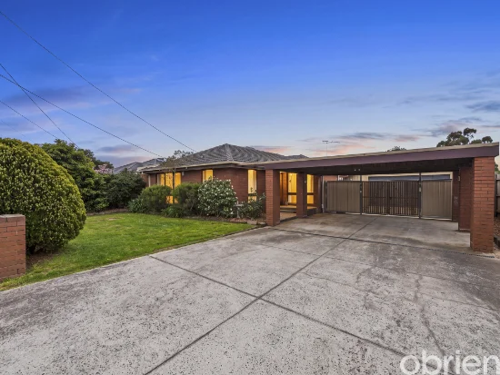 5 James Cook Drive, Cranbourne, Vic 3977