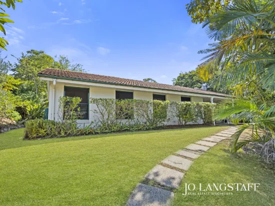 5 Jedburgh Street, Kenmore, Qld 4069
