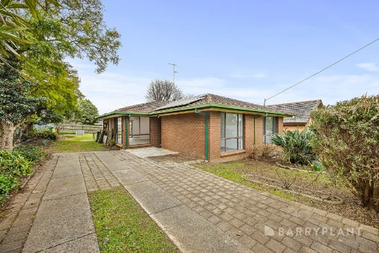 5 Johnson Avenue, Drouin, Vic 3818