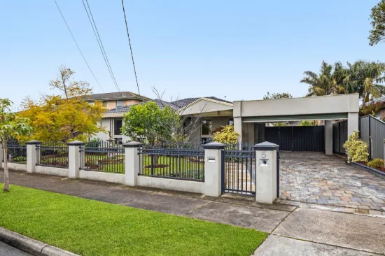 5 Kogarah Court, Keysborough, Vic 3173