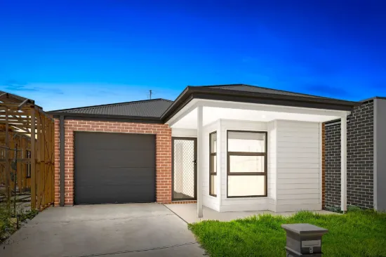 5 Lahore Close, Mount Cottrell VIC 3024-Image