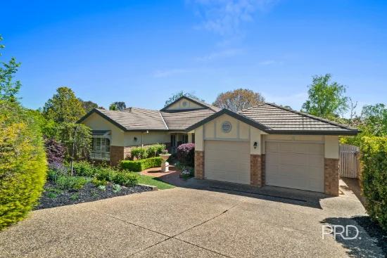 5 Lakehaven Drive, Lake Albert, NSW 2650 - For Sale