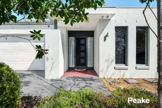 5 Lakewood Place, Berwick, Vic 3806 - For Sale
