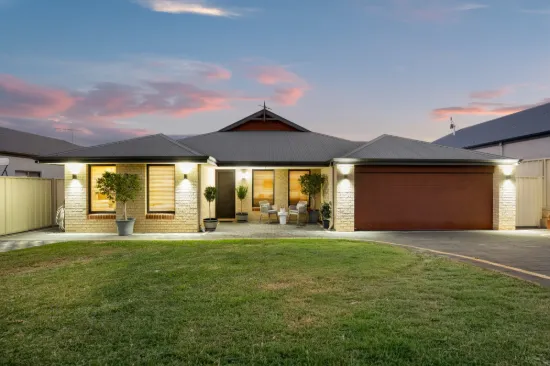 5 Lamont Link, Pearsall, WA 6065