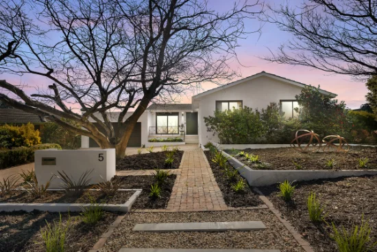 5 Laseron Place, Mawson, ACT 2607