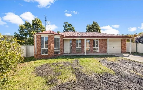 5 Lawless Place, Brown Hill VIC 3350-Image
