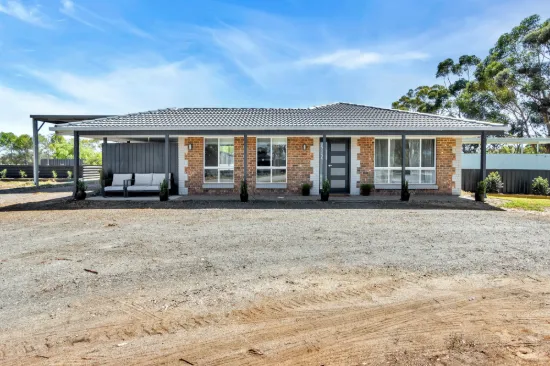 5 Lawrie Road, Lewiston, SA 5501