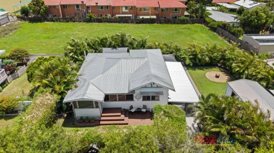 5 Leith Street, Pialba, Qld 4655