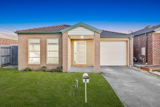 5 Libby Court, Hampton Park, Vic 3976