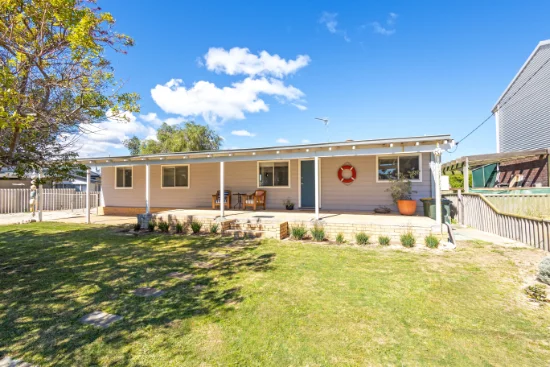 5 Lindsay St, Jurien Bay, WA 6516
