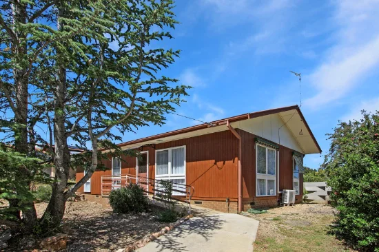 5 Lloyd. Avenue, Cooma, NSW 2630