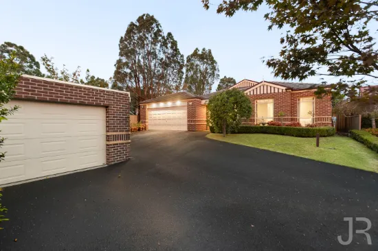 5 Logan Place, Berwick, Vic 3806