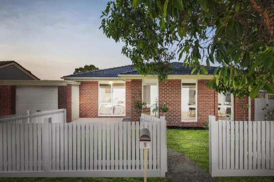 5 Lorraine Parade, Viewbank, Vic 3084
