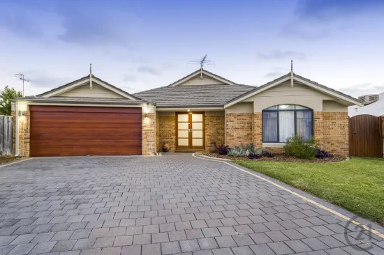 5 Lutea Road, Halls Head, WA 6210