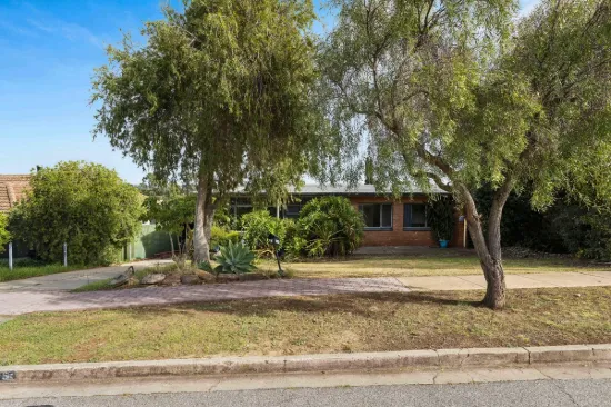 5 Lynore Avenue, Para Hills, SA 5096