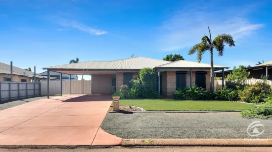 5 MacMahon Way, Baynton, WA 6714