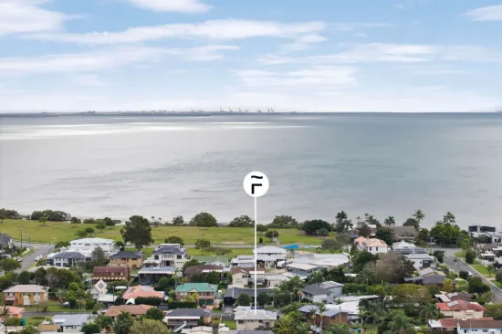 5 Makena Crescent, Birkdale, Qld 4159