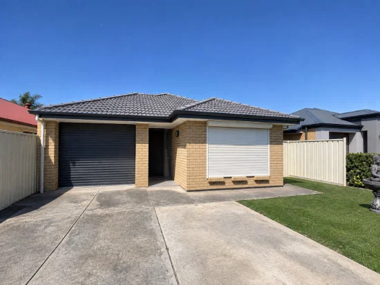 5 Maple Leaf Court, Munno Para West, SA 5115