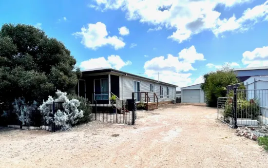 5 May Crescent, Ceduna, SA 5690