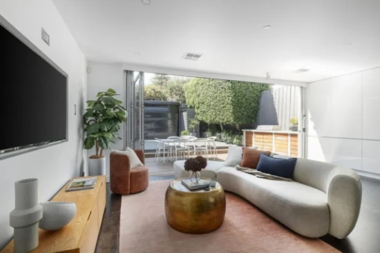 5 May Rd, Toorak, Vic 3142