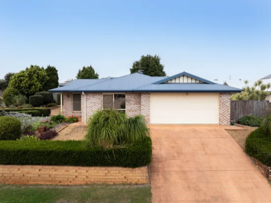 5 McCall Street, Highfields, Qld 4352