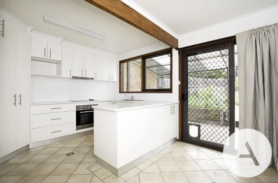 5 Mcelhone Court, Belconnen, ACT 2617 - For Rent