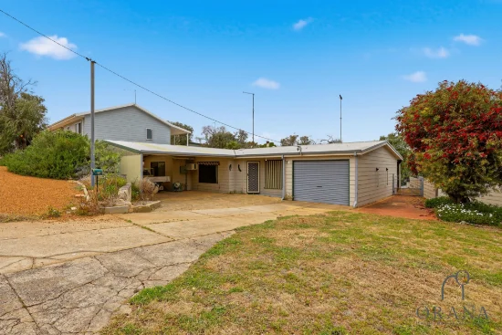 5 Meadowview Court, Preston Beach, WA 6215